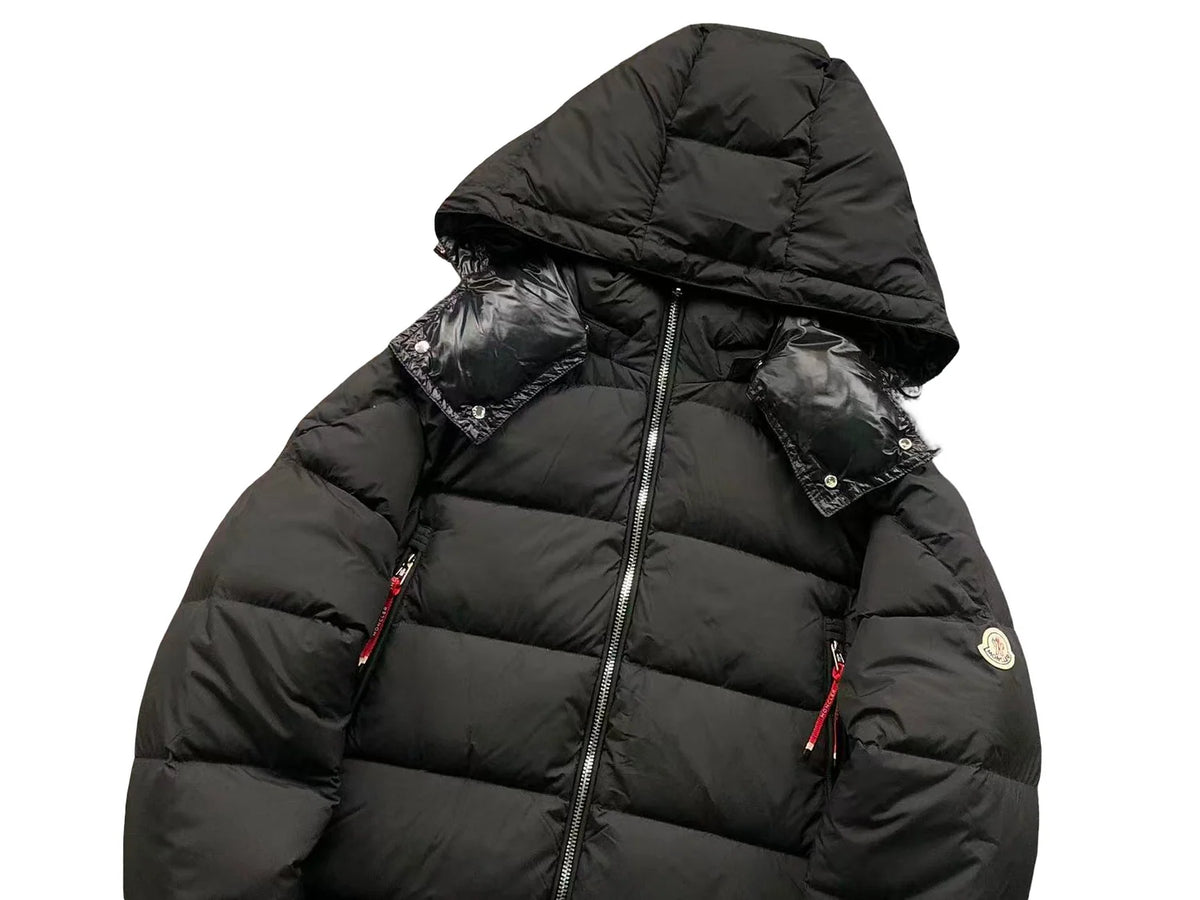 Moncler Poirier Down Jacket – Men's Quilted Puffer in Black