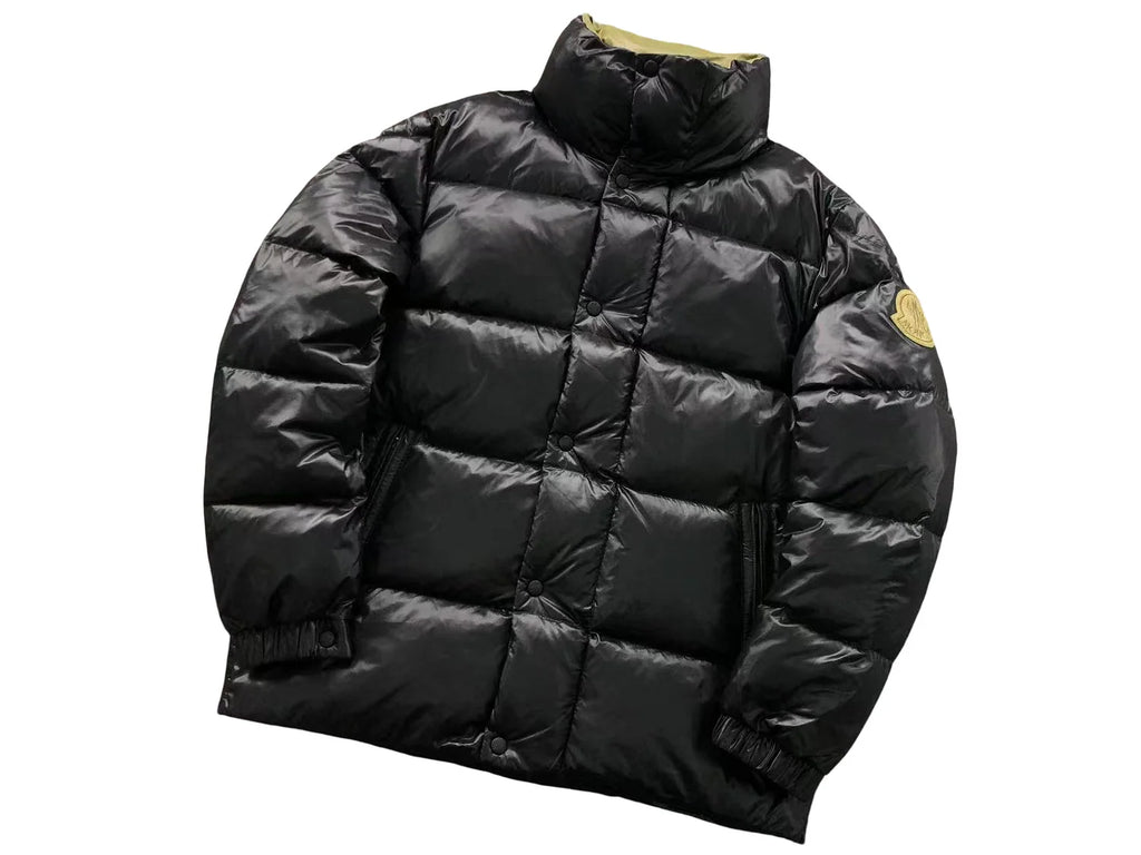 Moncler Sumido Down Jacket – Men's Quilted Puffer in Black