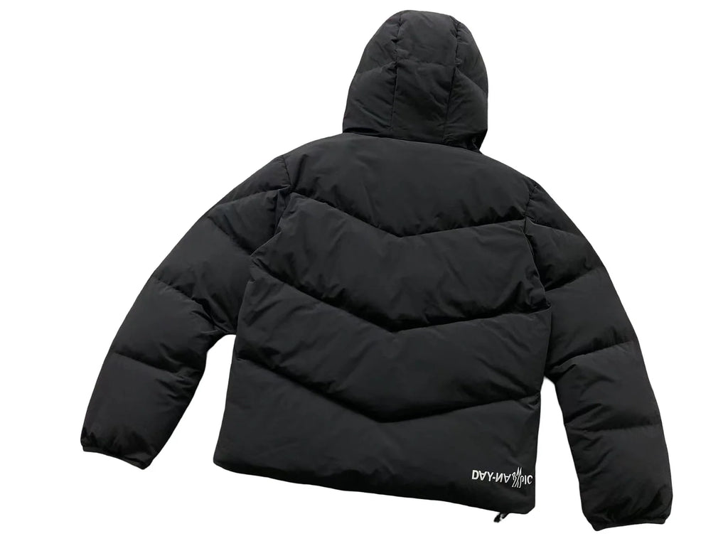 Moncler Arcesaz Down Jacket – Men's Quilted Puffer in Black