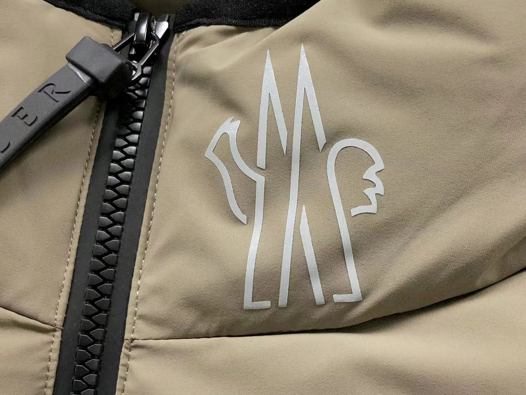 Moncler Arcesaz Down Jacket – Men's Quilted Puffer in Khaki